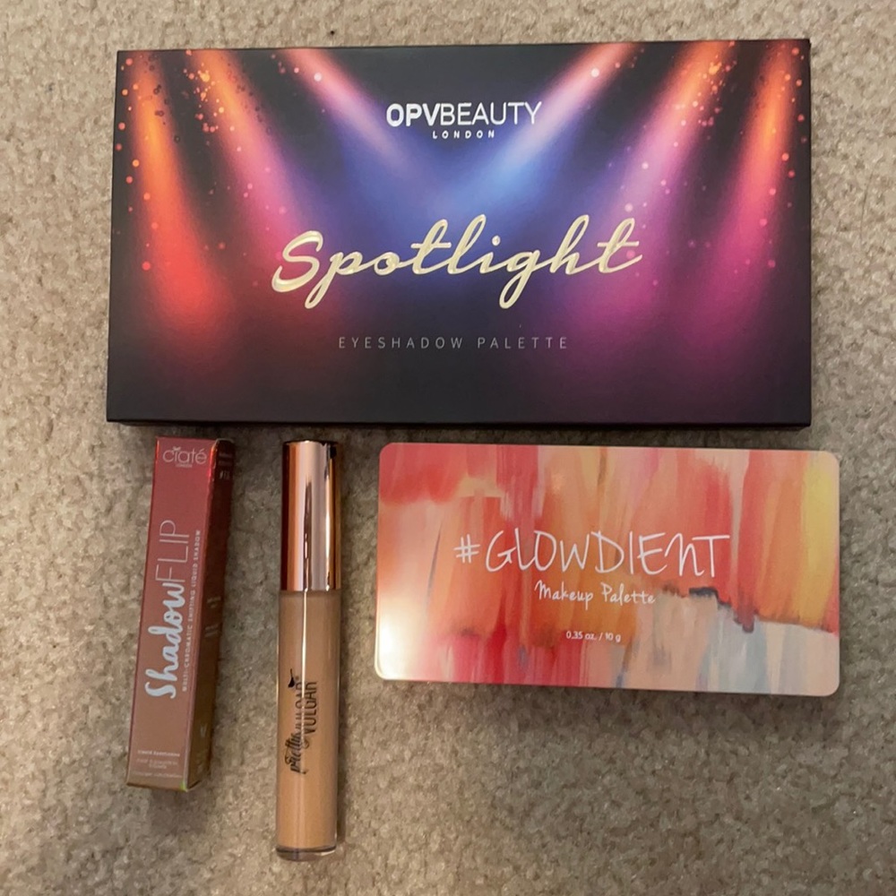 Makeup bundle! 💋💄 unused! Make an offer!!